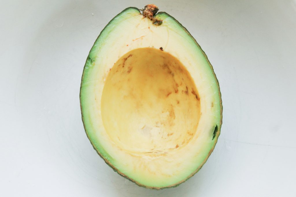 avocado (fuerte)